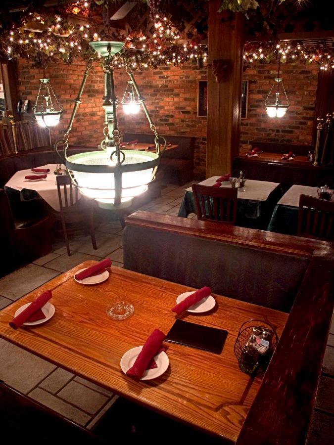 Atheneum Suite Hotel Detroit Dış mekan fotoğraf